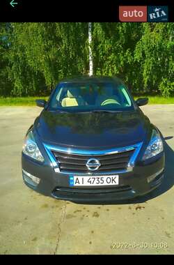 Седан Nissan Altima 2012 в Киеве