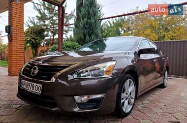 Седан Nissan Altima 2013 в Запоріжжі