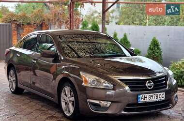 Седан Nissan Altima 2013 в Запоріжжі