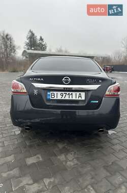 Седан Nissan Altima 2014 в Полтаві