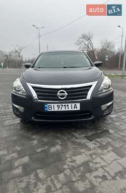 Седан Nissan Altima 2014 в Полтаві