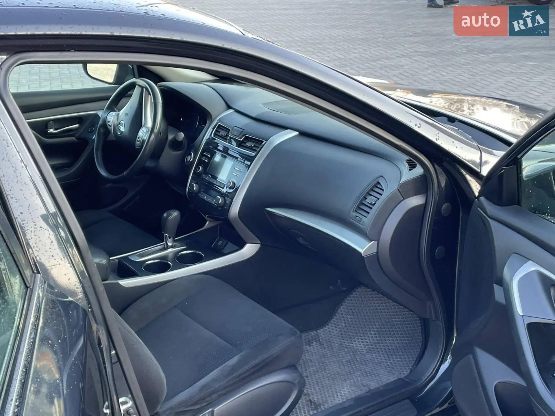 2015 Nissan Altima - мініатюра 12
