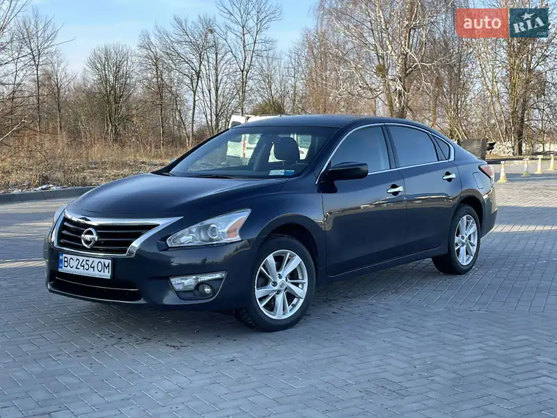 Nissan Altima