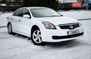 Седан Nissan Altima 2011 в Дніпрі