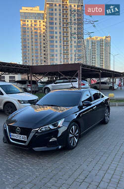 Седан Nissan Altima 2019 в Одессе