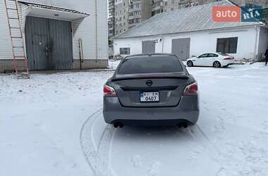 Седан Nissan Altima 2014 в Василькове