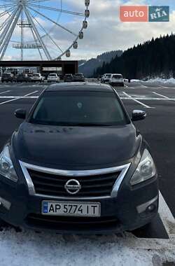 Седан Nissan Altima 2013 в Запорожье