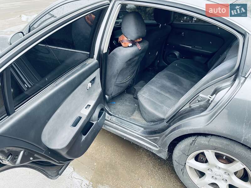Седан Nissan Altima 2006 в Киеве