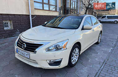 Седан Nissan Altima 2015 в Одессе