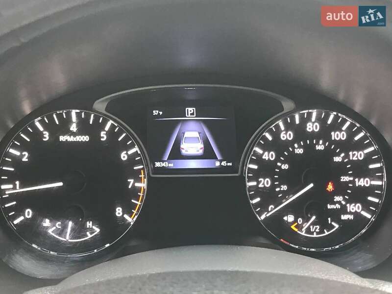 Седан Nissan Altima 2017 в Олександрії