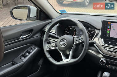 Седан Nissan Altima 2024 в 