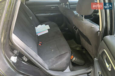 Седан Nissan Altima 2015 в 