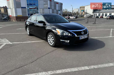 Седан Nissan Altima 2012 в Одессе