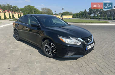 Седан Nissan Altima 2017 в 