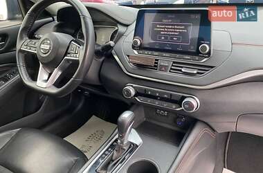 Седан Nissan Altima 2020 в 