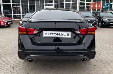Седан Nissan Altima 2020 в 