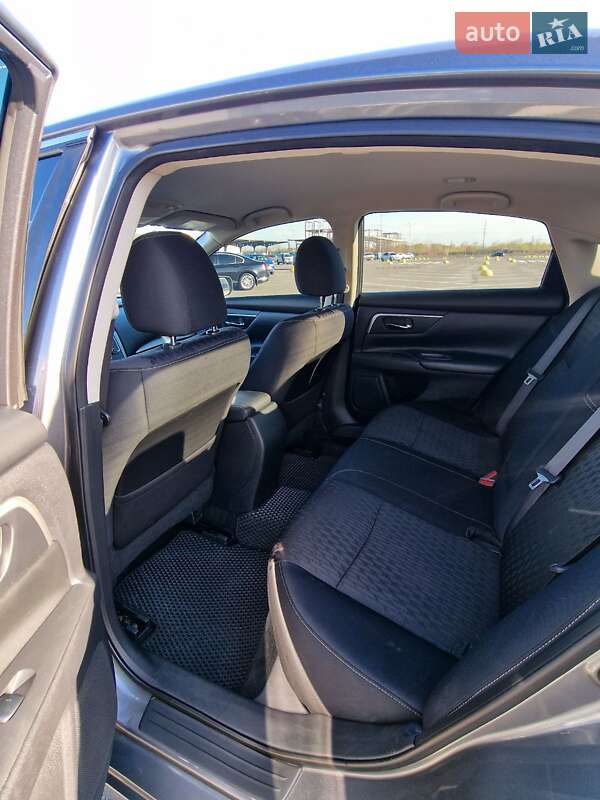 Седан Nissan Altima 2018 в Києві