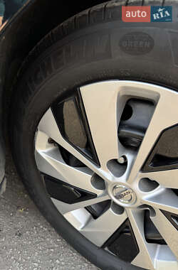 Седан Nissan Altima 2018 в 