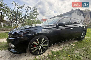 Седан Nissan Altima 2019 в 
