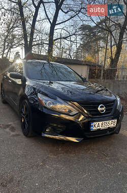 Седан Nissan Altima 2018 в Києві