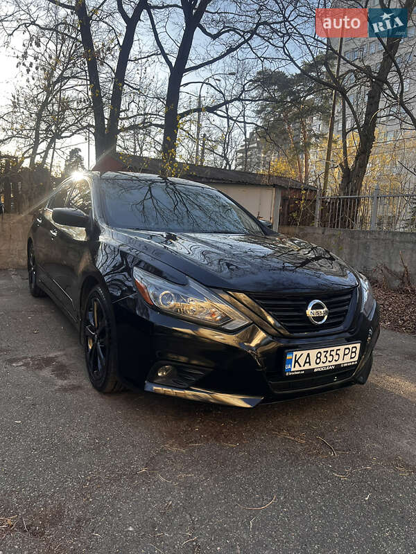 Nissan Altima 2018