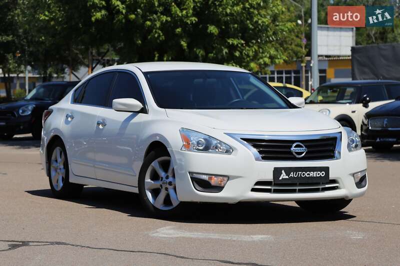 Nissan Altima 2015