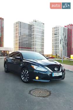 Седан Nissan Altima 2017 в Києві