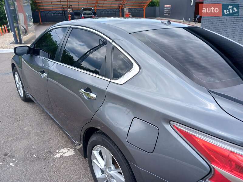 Седан Nissan Altima 2015 в Харькове