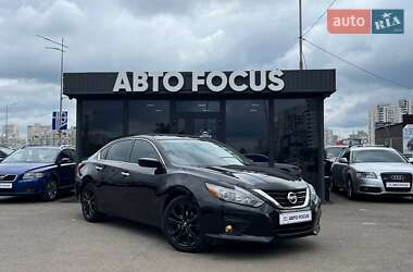 Седан Nissan Altima 2018 в Києві