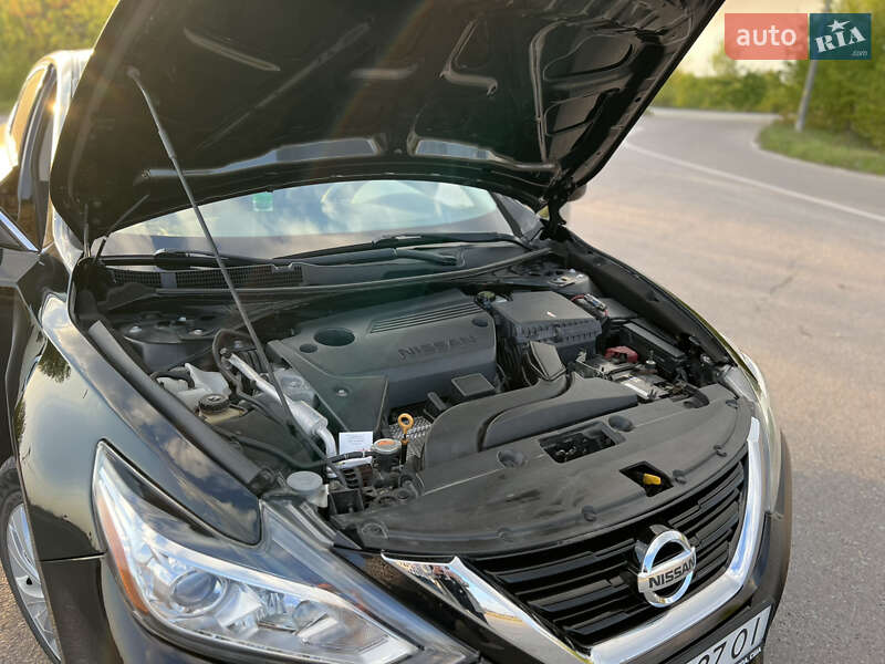Седан Nissan Altima 2016 в Звягеле фото 23 Седан Nissan Altima 2016 в Звягеле