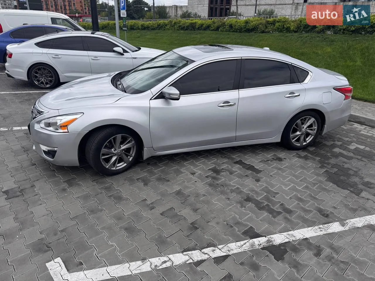 2014 Nissan Altima - мініатюра 18