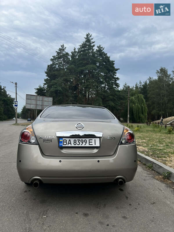 Седан Nissan Altima 2011 в Кропивницком фото 2 Седан Nissan Altima 2011 в Кропивницком