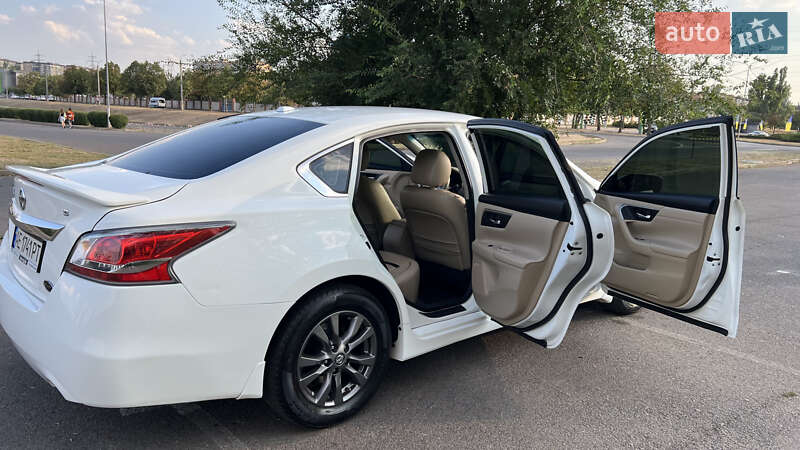Седан Nissan Altima 2015 в Кривому Розі фото 7 Седан Nissan Altima 2015 в Кривому Розі