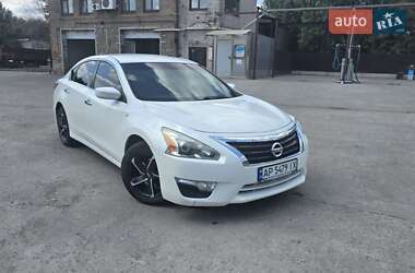 Седан Nissan Altima 2014 в Запорожье