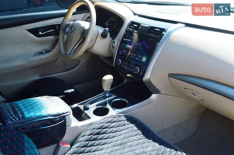 Седан Nissan Altima 2013 в Одессе фото 35 Седан Nissan Altima 2013 в Одессе