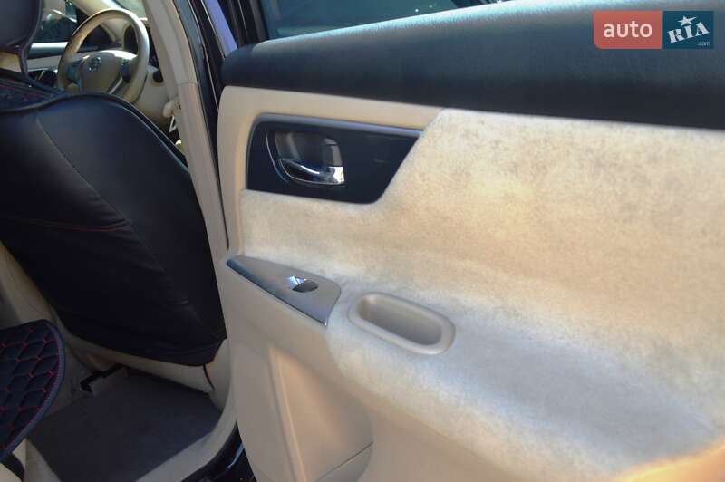 Седан Nissan Altima 2013 в Одессе фото 37 Седан Nissan Altima 2013 в Одессе