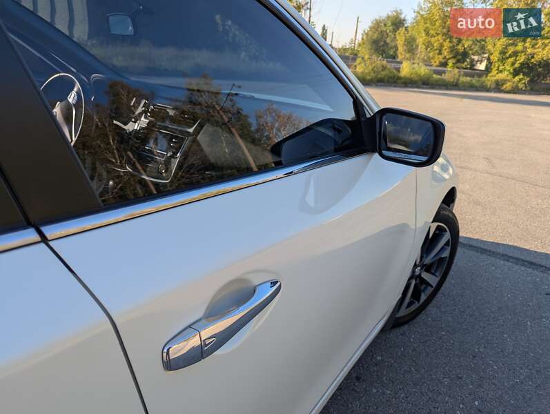 Седан Nissan Altima 2017 в Харкові