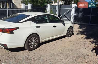 Седан Nissan Altima 2020 в 