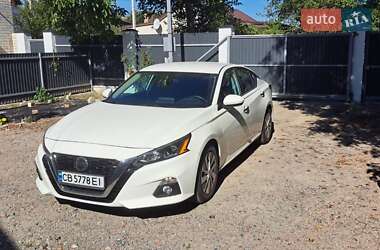 Седан Nissan Altima 2020 в 