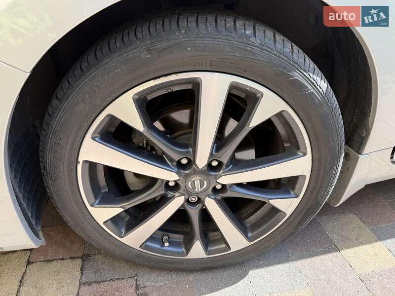 Седан Nissan Altima 2017 в Львове фото 24 Седан Nissan Altima 2017 в Львове