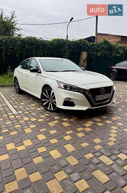Седан Nissan Altima 2021 в Виннице