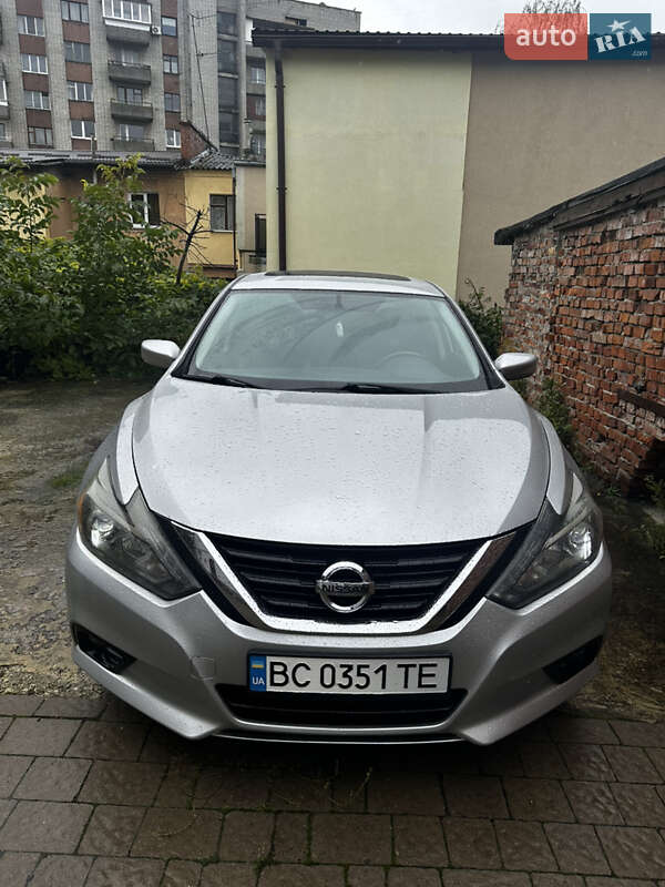 Седан Nissan Altima 2017 в Львові фото 2 Седан Nissan Altima 2017 в Львові