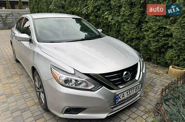 Седан Nissan Altima 2018 в Києві