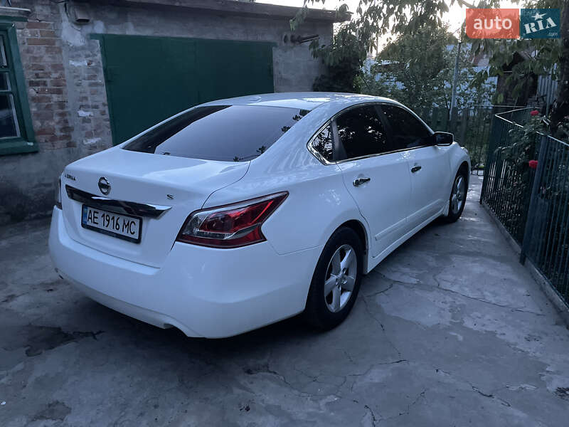 Седан Nissan Altima 2015 в Днепре фото 3 Седан Nissan Altima 2015 в Днепре