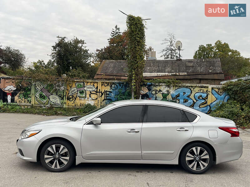 Седан Nissan Altima 2016 в Харькове фото 11 Седан Nissan Altima 2016 в Харькове