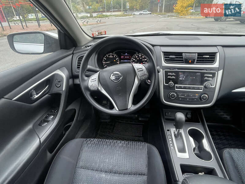 Седан Nissan Altima 2016 в Харькове фото 23 Седан Nissan Altima 2016 в Харькове