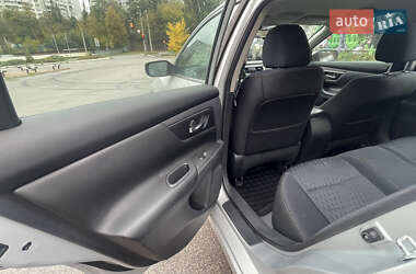 Седан Nissan Altima 2016 в 