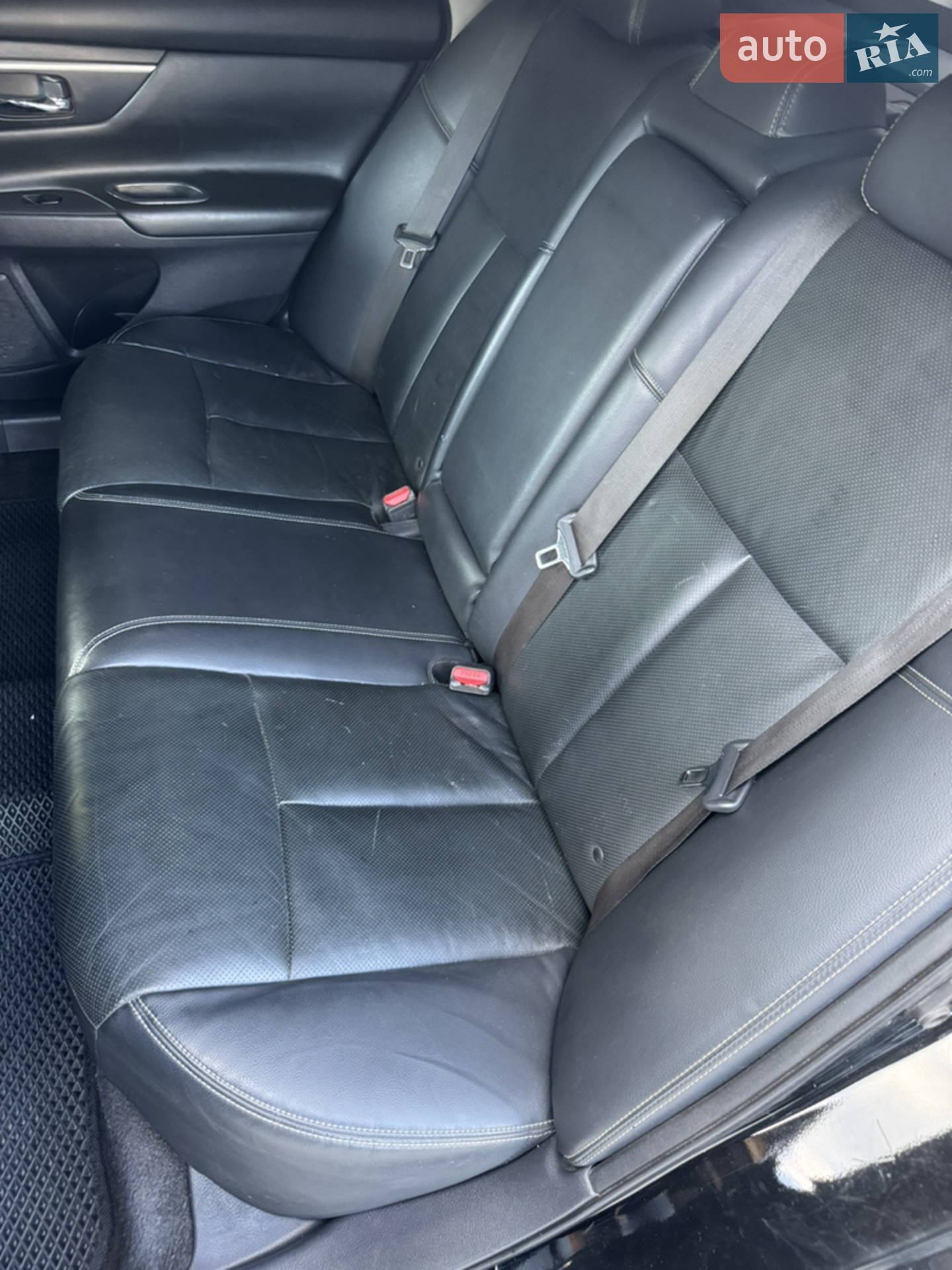 2016 Nissan Altima - мініатюра 19