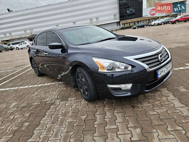 Седан Nissan Altima 2014 в Житомире фото 3 Седан Nissan Altima 2014 в Житомире