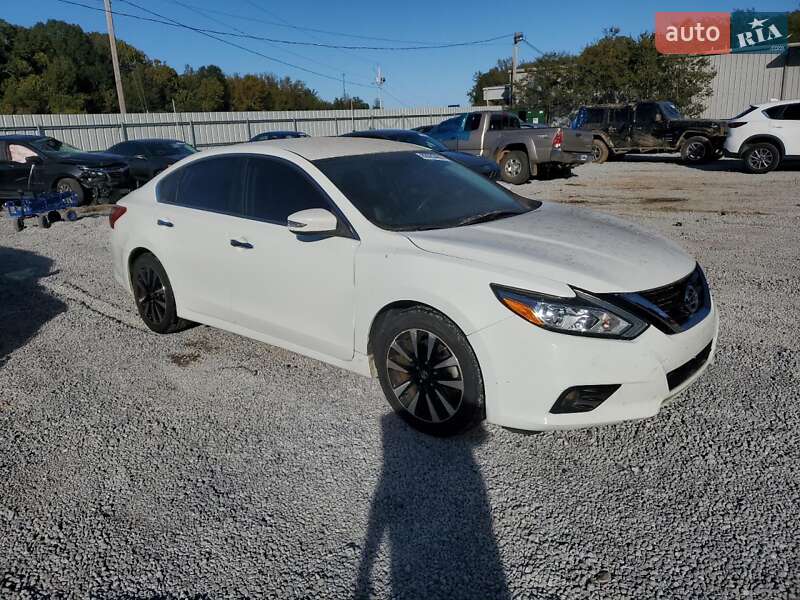 Nissan Altima 2017